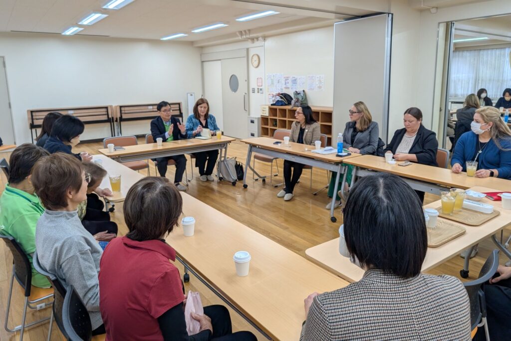 Discussion with volunteers working on frailty prevention