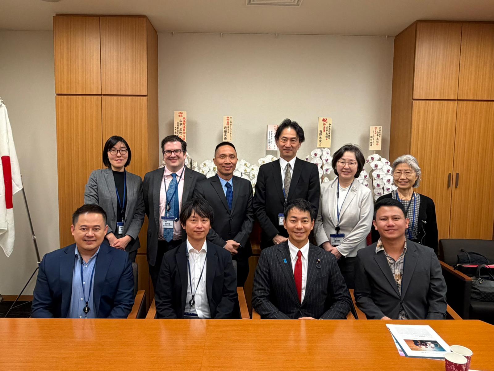 Meeting with Hon. Sakon Yamamoto