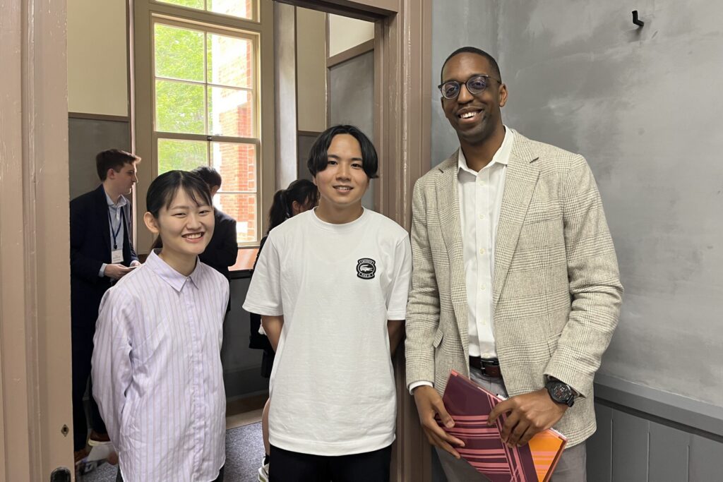 Speaking with students at Kumamoto University